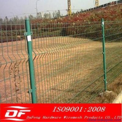 供應達豐002耐腐蝕易安裝雙邊絲護欄網——優質護欄解決方案